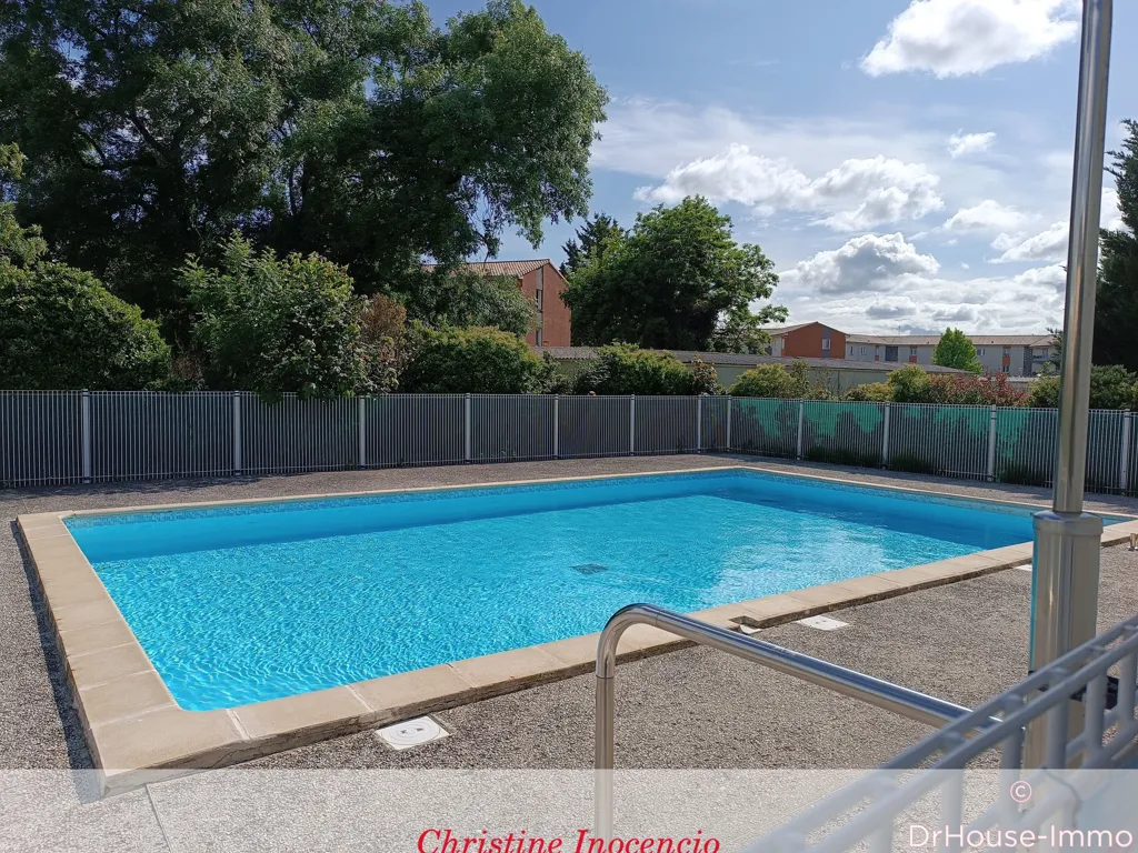 Bassein - Bright Apartment with Pool in Coutras