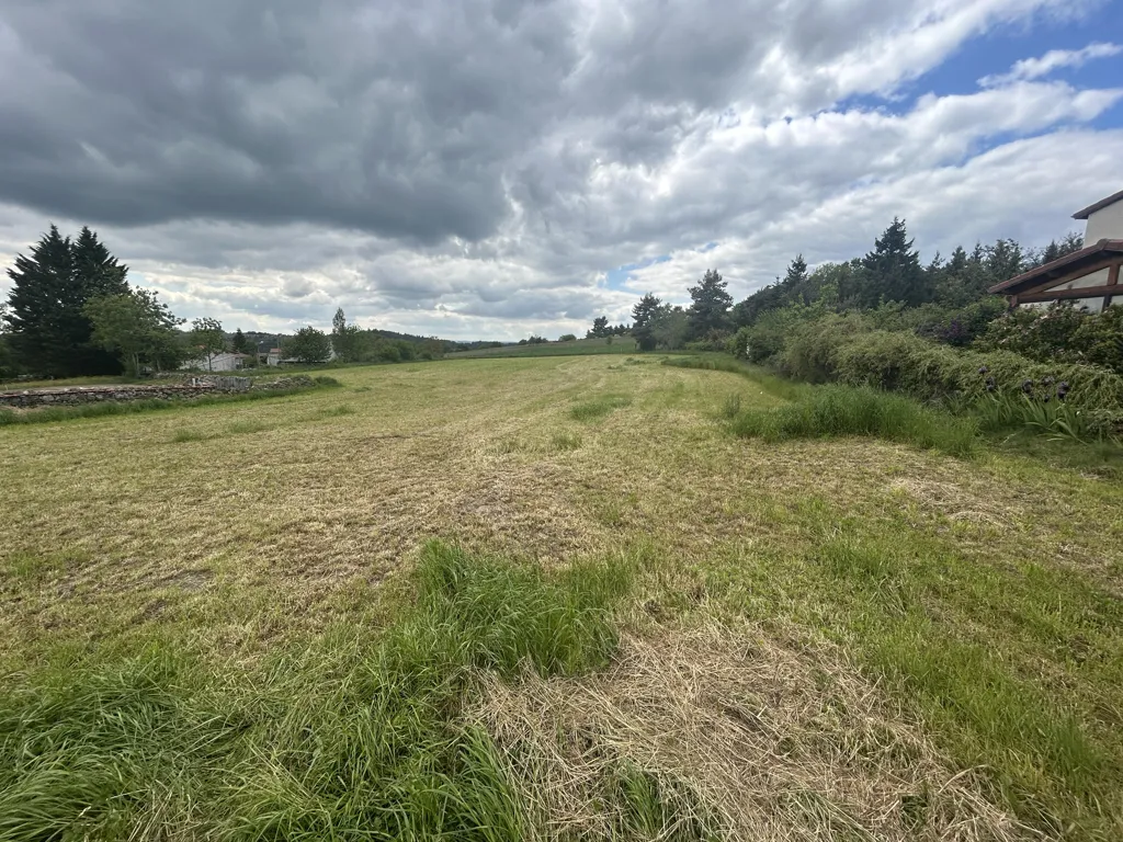 Jardin - Terrain Constructible au Calme près du Village