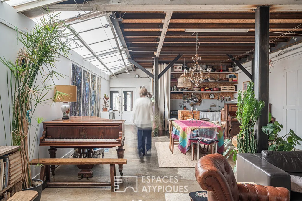 Living Room - Converted Loft with Garden in Bernin