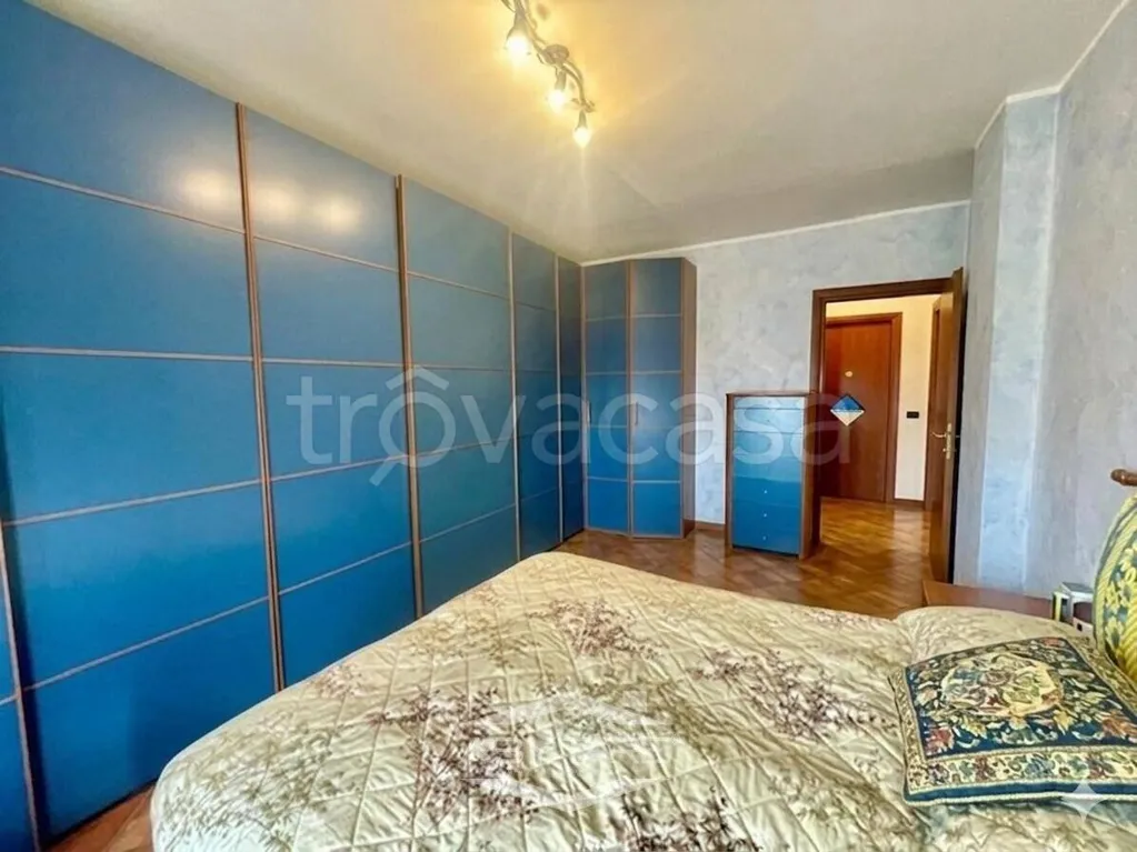 Chambres - Two-Level Apartment with Terraces in Nichelino