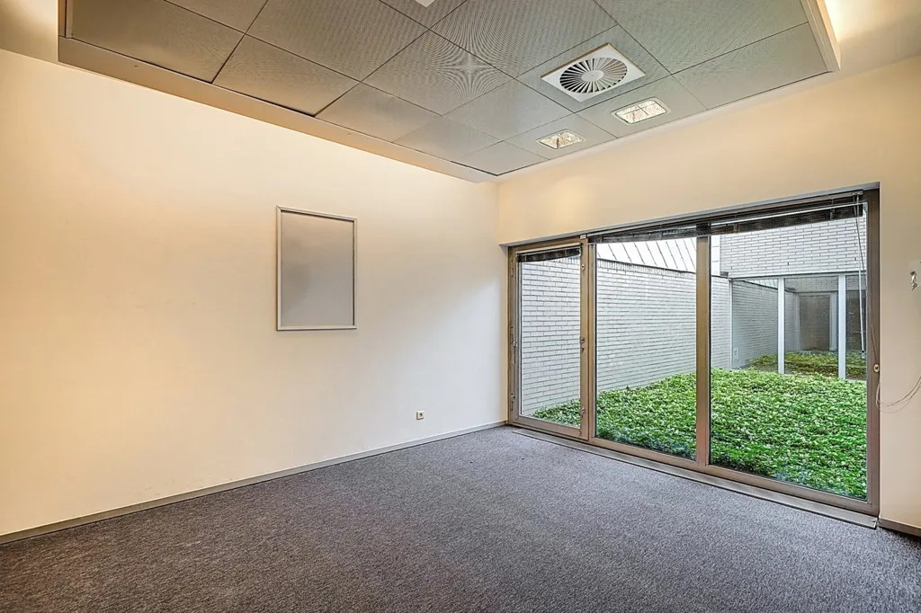 Bureau - Local Commercial Multifonctionnel en Centre-ville d'Oud-Turnhout