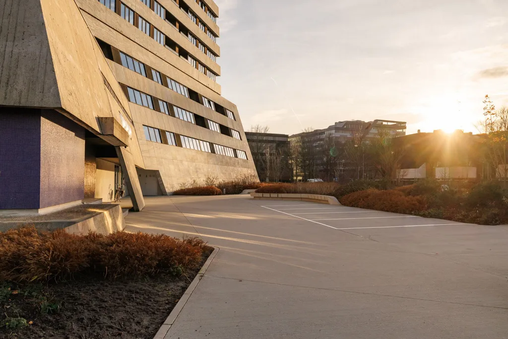 Välivaade - Modern Apartment with South-Facing Loggia in Eindhoven