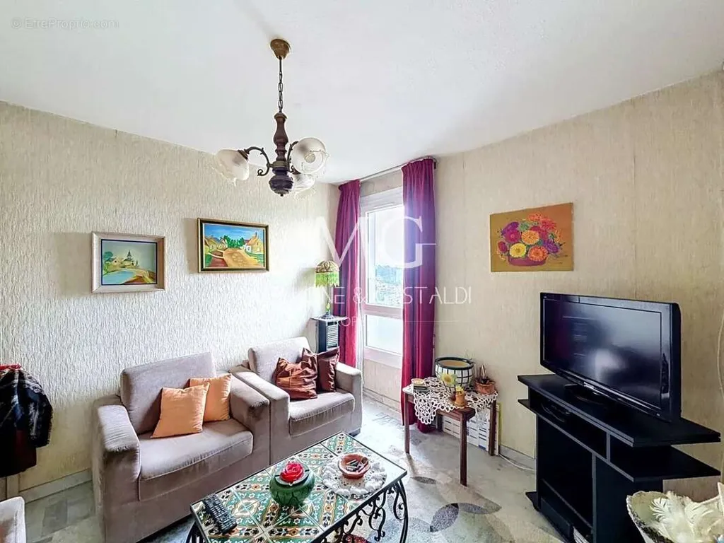 Soggiorno - Apartment with Panoramic Sea View in Cannes la Bocca