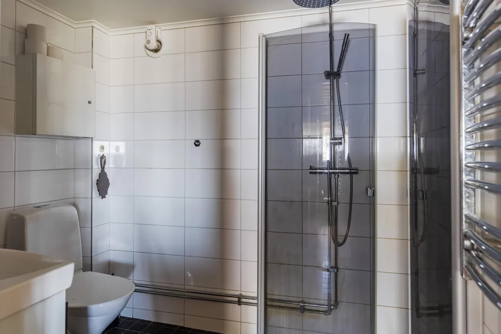 Vannitoad - Charming Seafront Property in Stenskär
