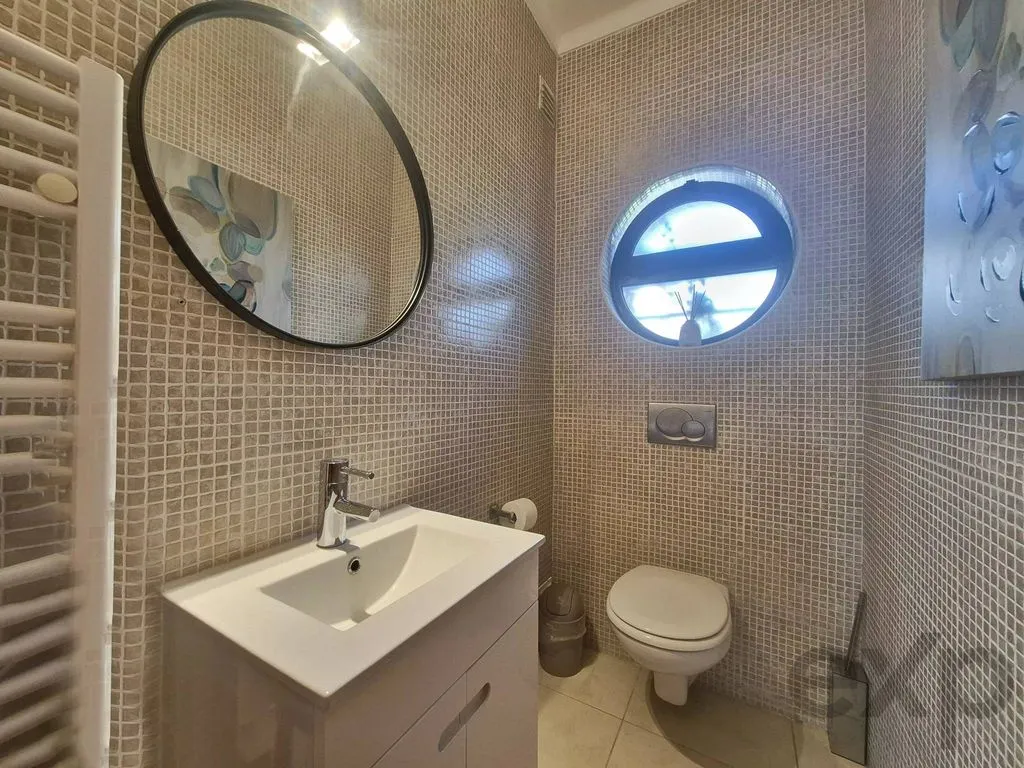 Vannitoad - Luxury Triplex with Pool in Ferragudo