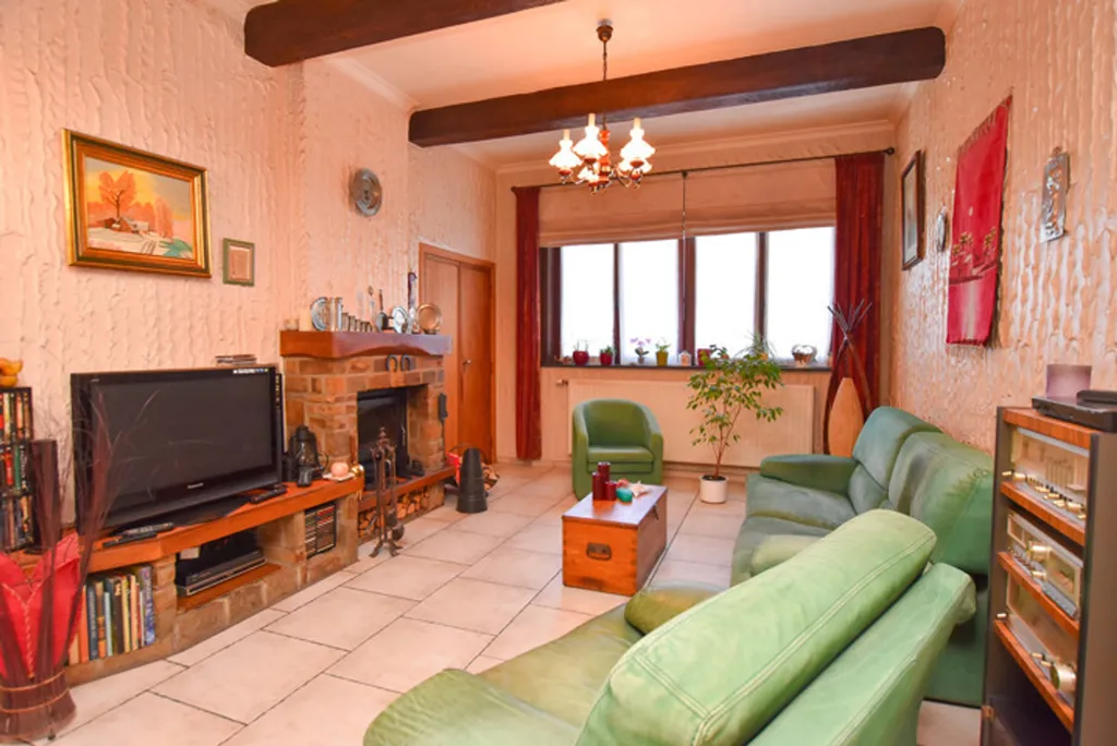 Séjour - Maison d'Architecte avec Terrasse à Châtelet