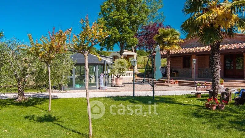 Giardino - Rustic Umbrian Casale with Two Units in Perugia