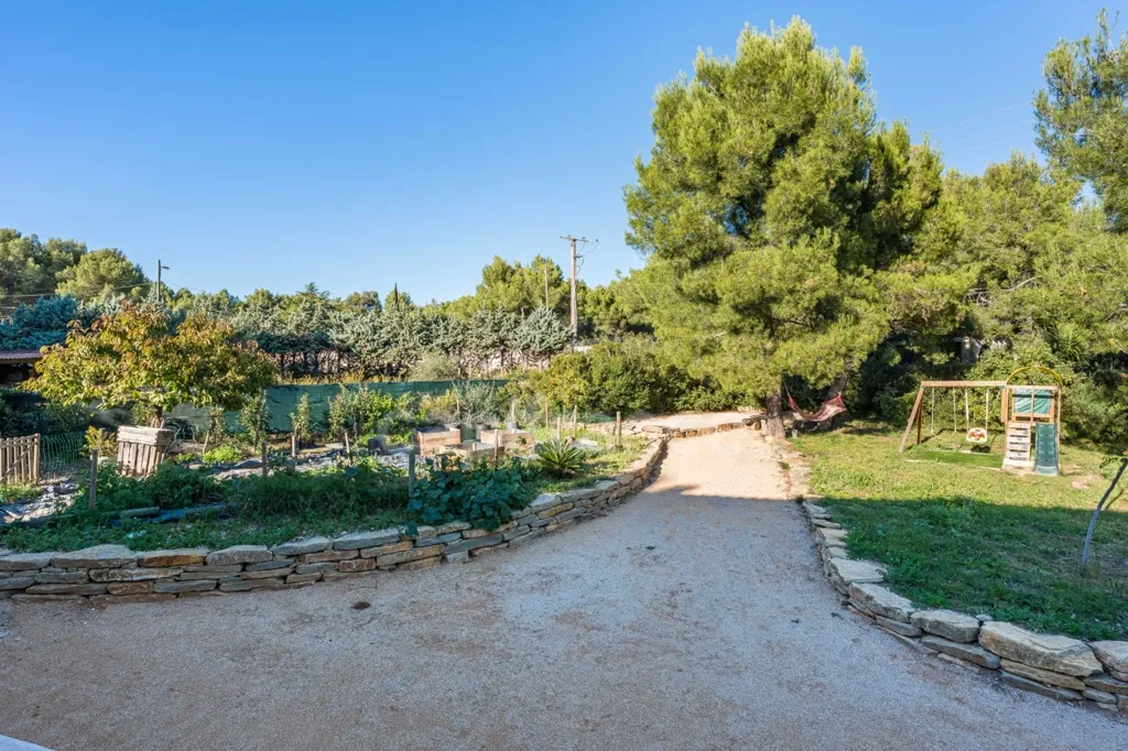 Jardin - Maison avec Piscine et Vue Mer à La Ciotat