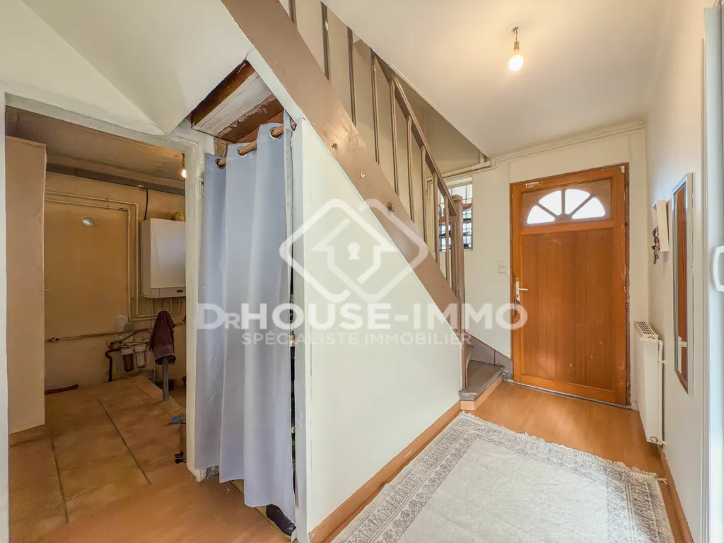Entrée - Maison avec Terrain et Garage à Chancelade