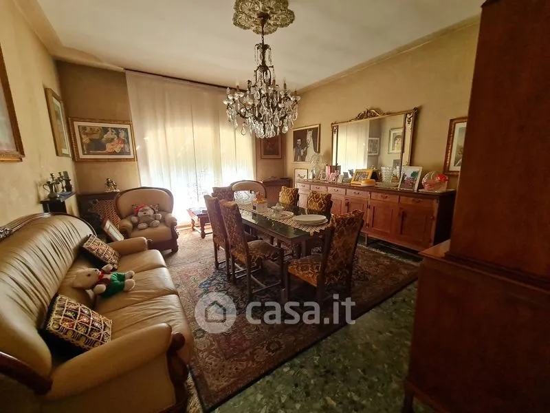 Söögituba - Spacious Villa with Garden in Central Dosolo