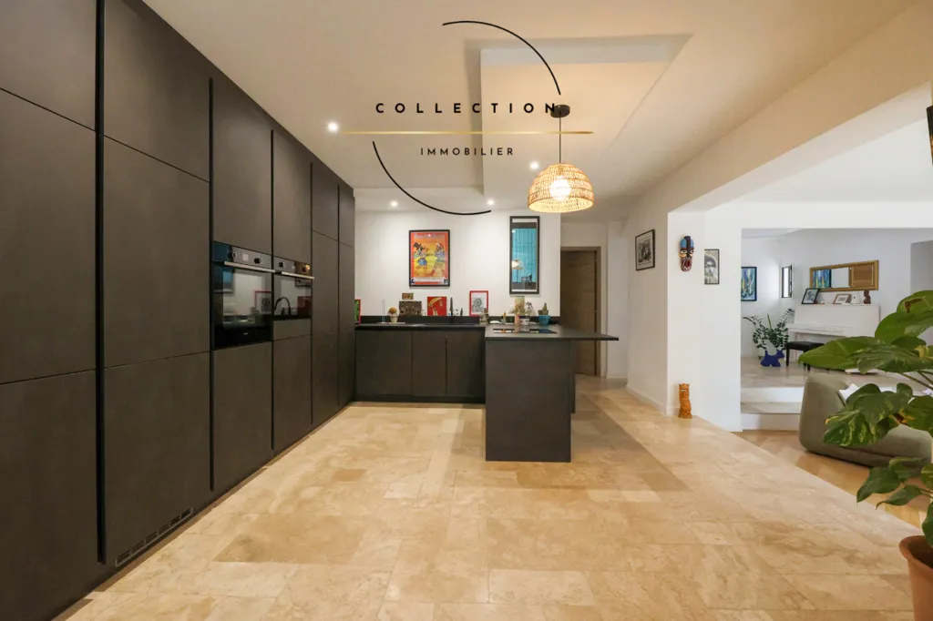 Cuisine - Villa Rénovée avec Piscine à Montpellier