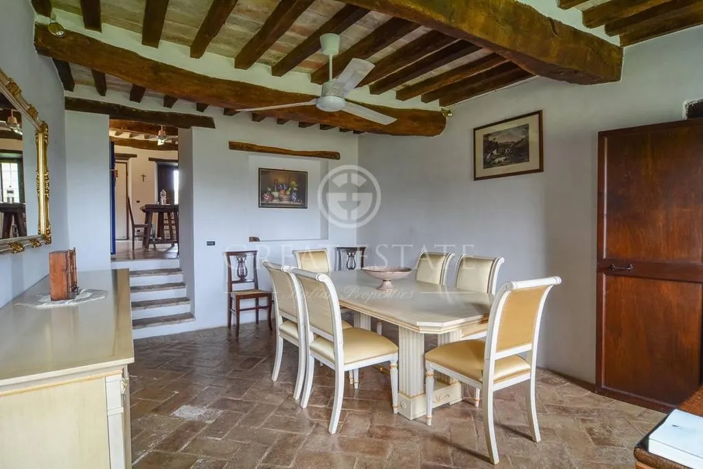 Dining Room - Ancient Castle with Pool in Umbria