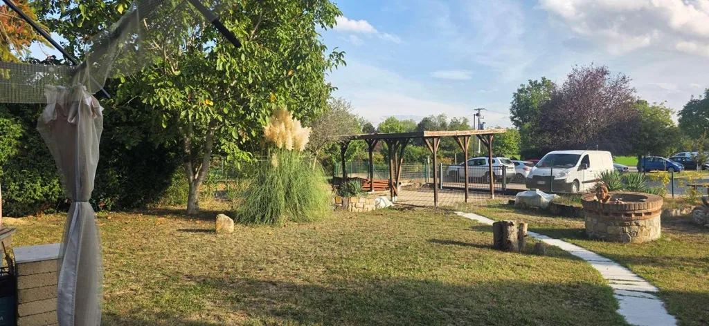 Aed - Bifamiliar Villa with Private Garden in Rubiera