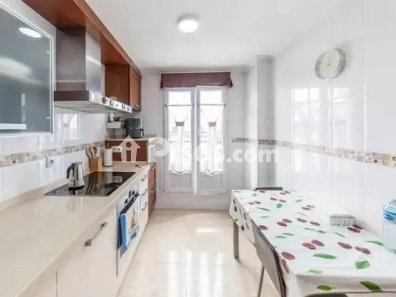 Kitchen - Apartment with Sea View in Candás
