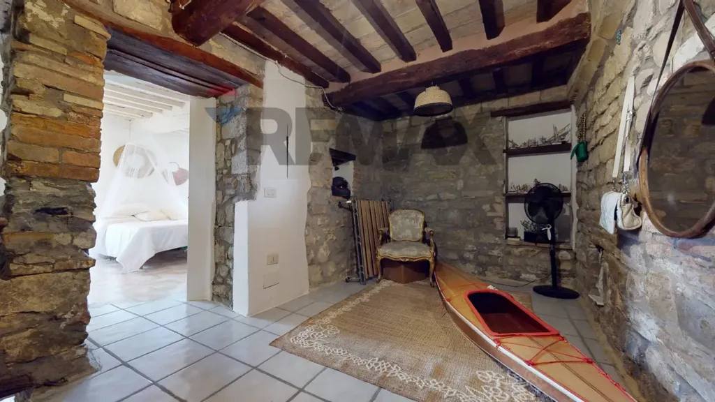Esik - Semi-detached House with Panoramic Terrace in Perugia