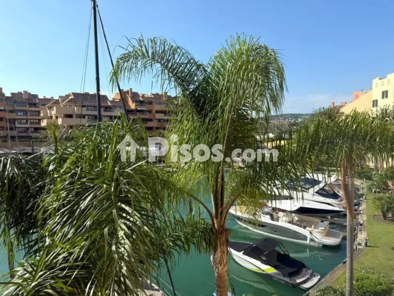 Luxury Apartment with Terrace in Sotogrande Marina