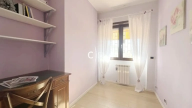 Bureau - Ristrutturato Apartment with Terraces in Rome