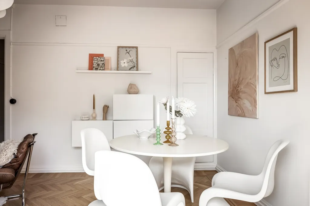 Salle à manger - Charming Apartment with Balcony in Davidshall
