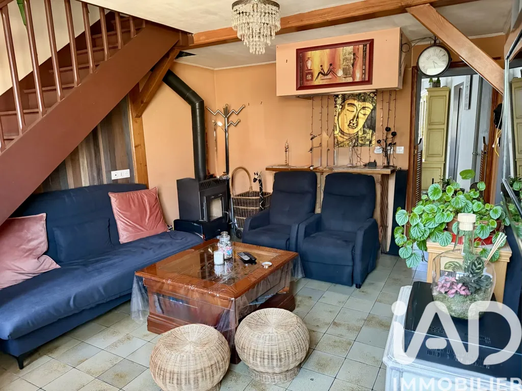 Living Room - Townhouse with Terrace in Picquigny