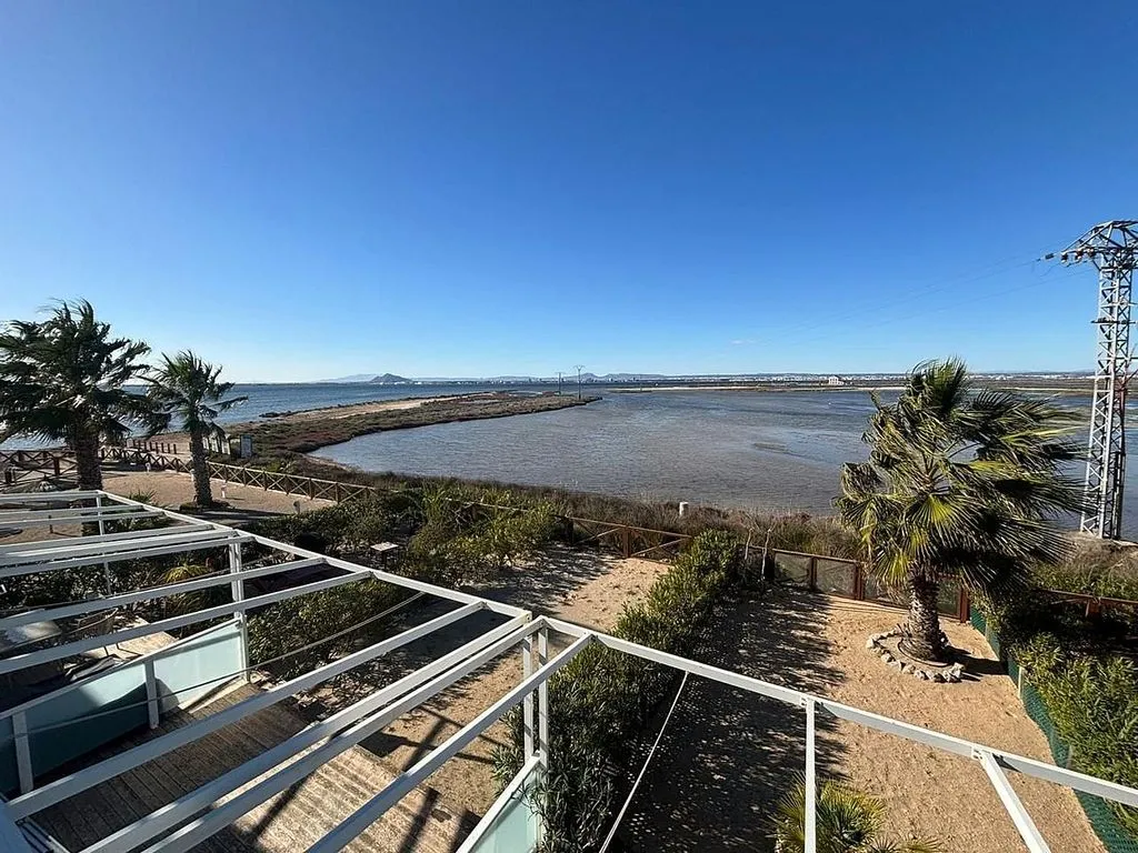 Balcon - Modern Apartment with Sea View in Manga