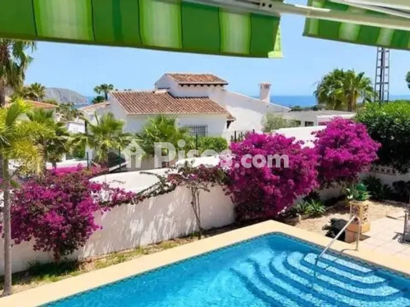 Bassein - Three-Bedroom Villa with Pool in Pinar del Abogat