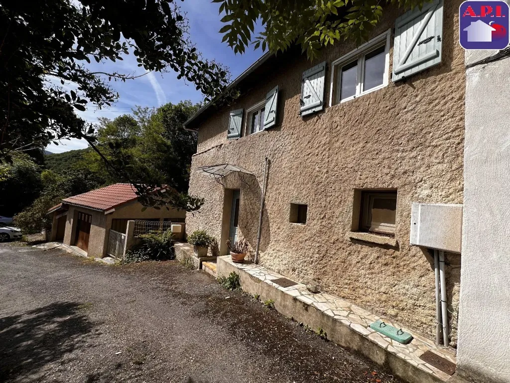 Extérieur - Maison au Cœur d'un Hameau à Foix