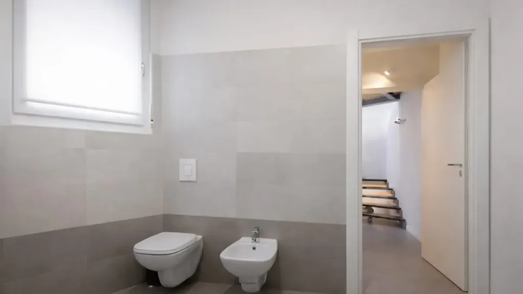 Salles de bain - Rented Duplex with Balcony in Pavia