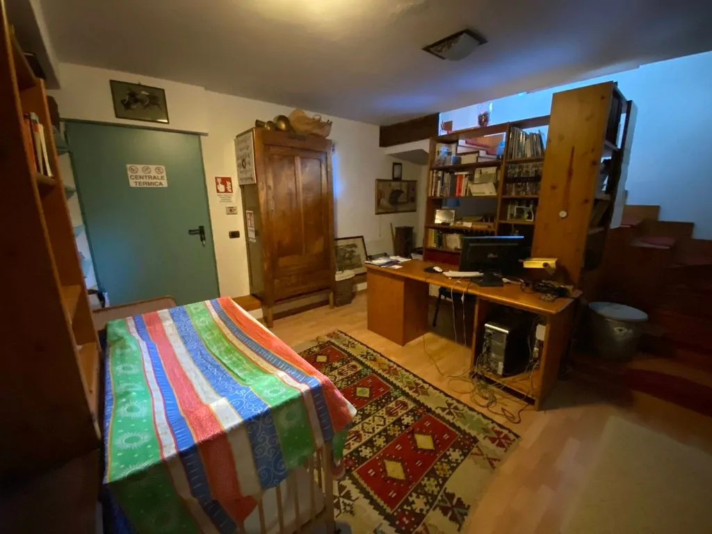 Office - Luxury Flat with Spa in Pinzolo, Trentino