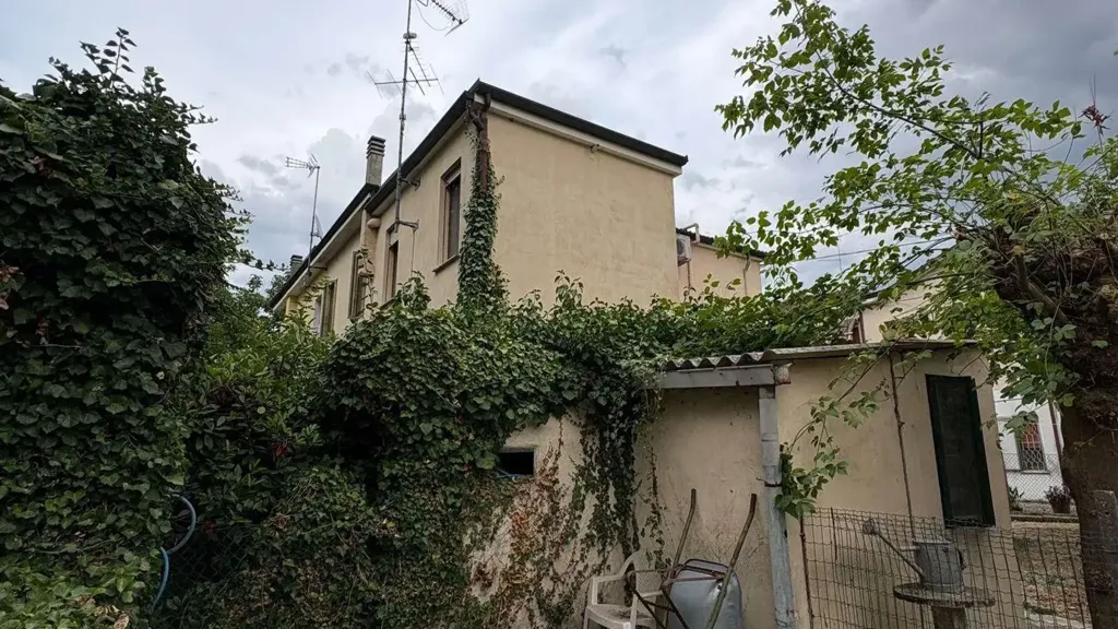 facade