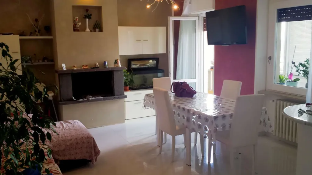 Salle à manger - Rustic Penthouse with Panoramic View in Perugia