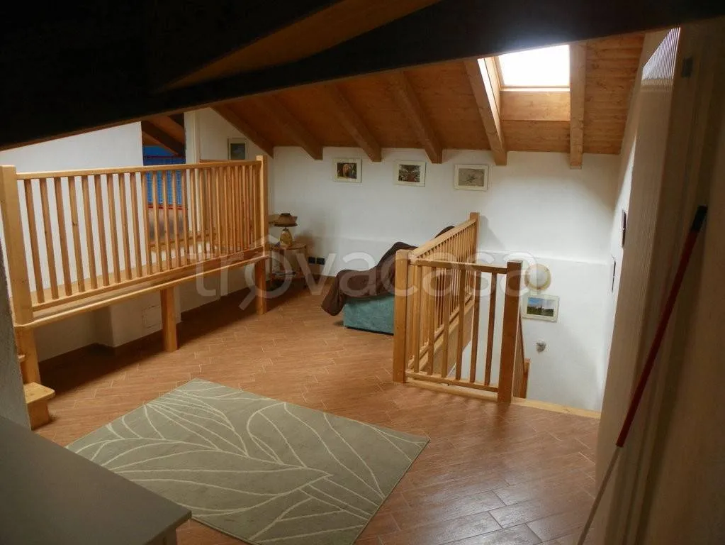 Pièces - Rustic-Style Flat with Sunny Terrace in Vernante