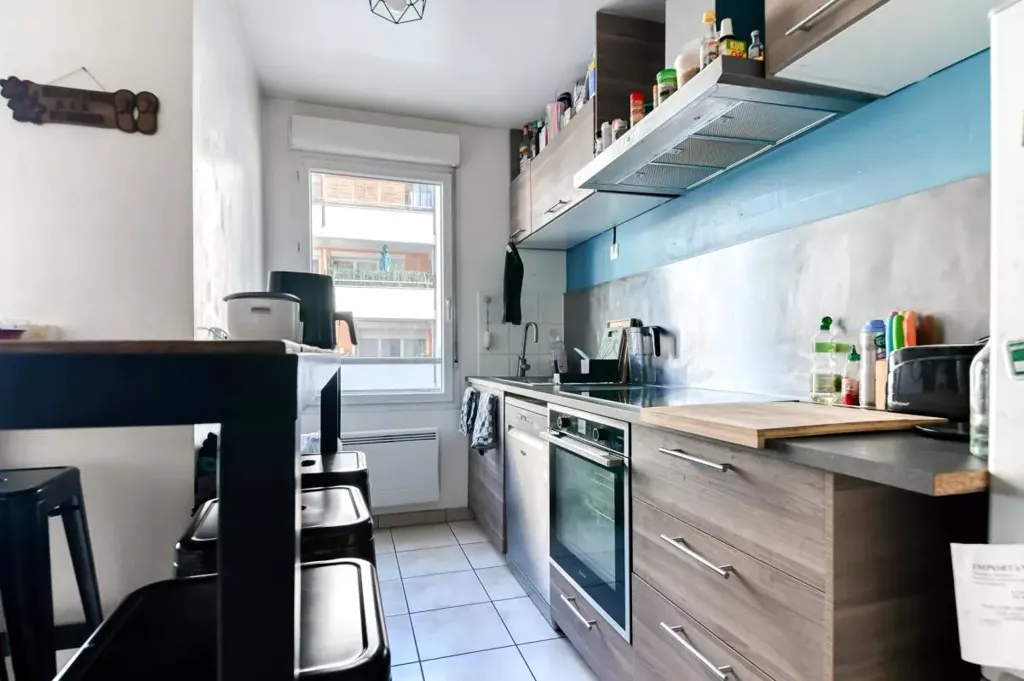 Cuisine - Appartement 3 Pièces avec Balcon à Lyon 7ème