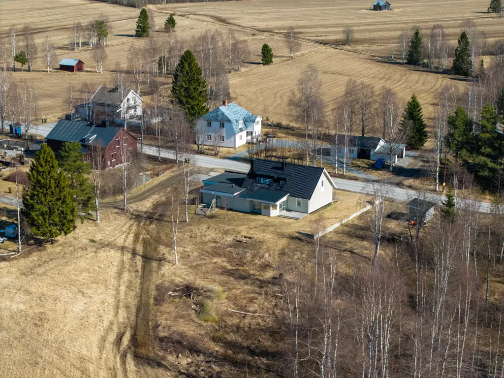 Vue aérienne - Country House with River View in Vännfors