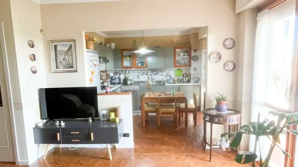 Elutuba - Trilocale with Private Garden in Moncalieri