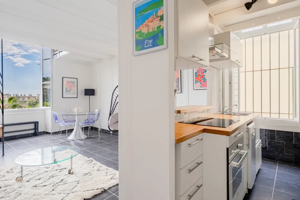 Cuisine - Appartement Duplex avec Vue Mer à Nice