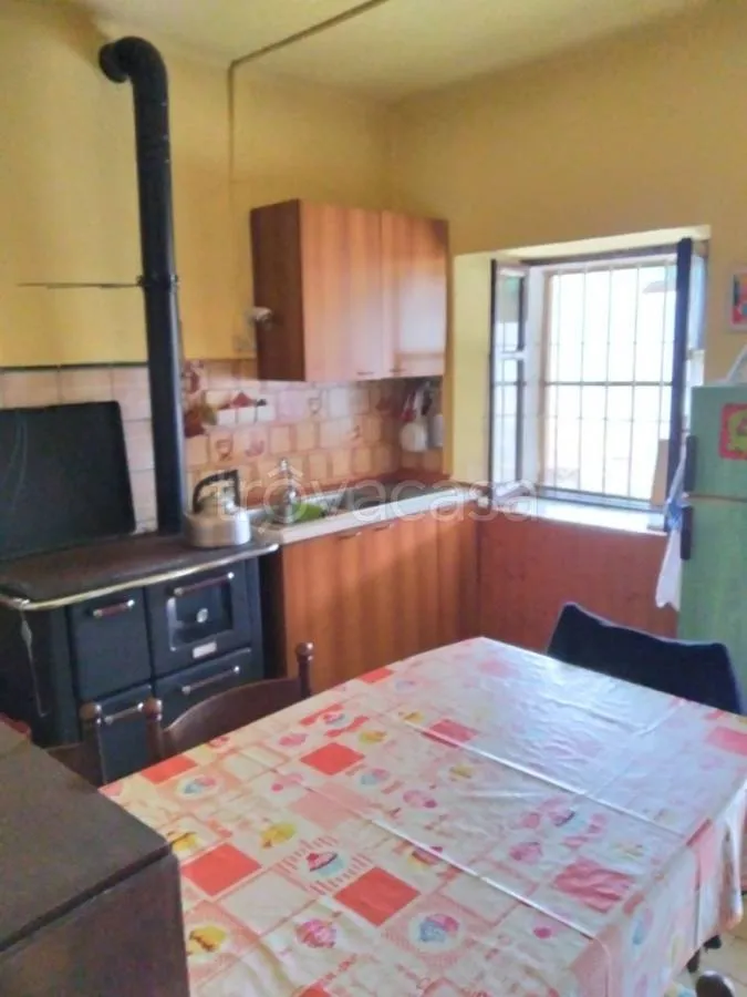 Cuisine - Casale with Balcony in Oncino