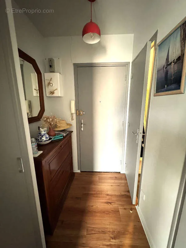 Entrée - Appartement avec Balcon Centre-ville Vannes