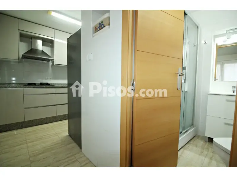 Cuisine - Apartment with Modern Kitchen in Las Torres-Guadalupe