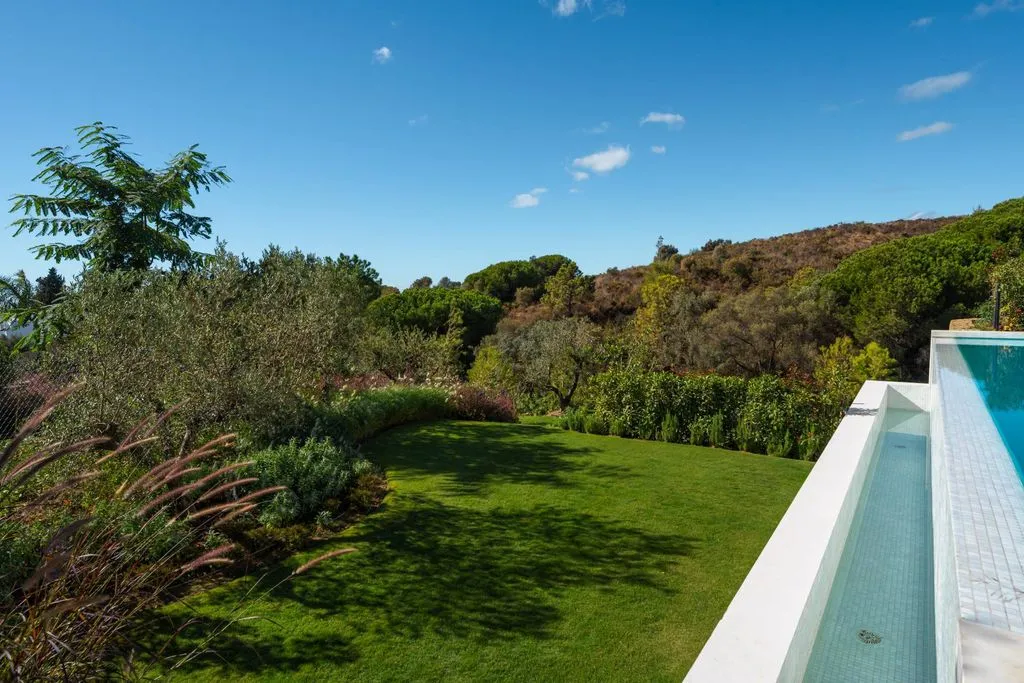 Bassein - Luxury Villa with Heated Pool in Marbella