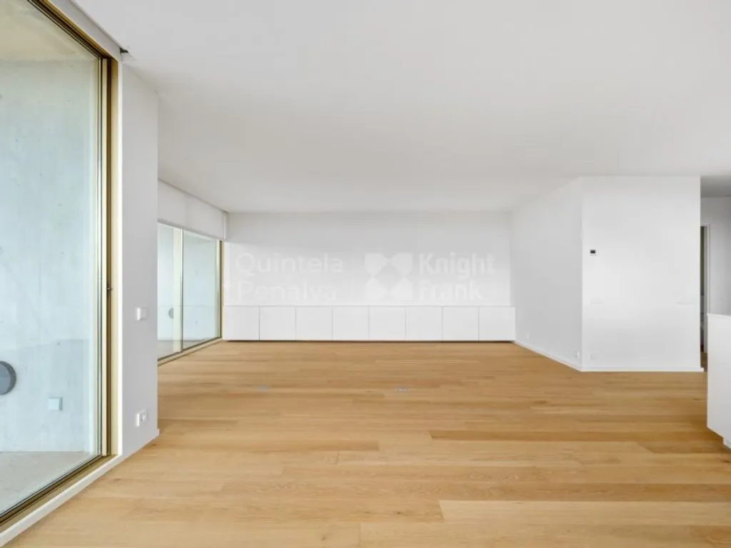 Séjour - Luxury Apartment with Golden Frames in Lisbon
