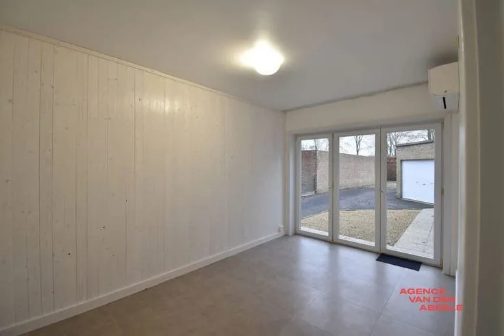 Pièces - Appartement avec 2 Chambres au Cœur de Sint-Andries