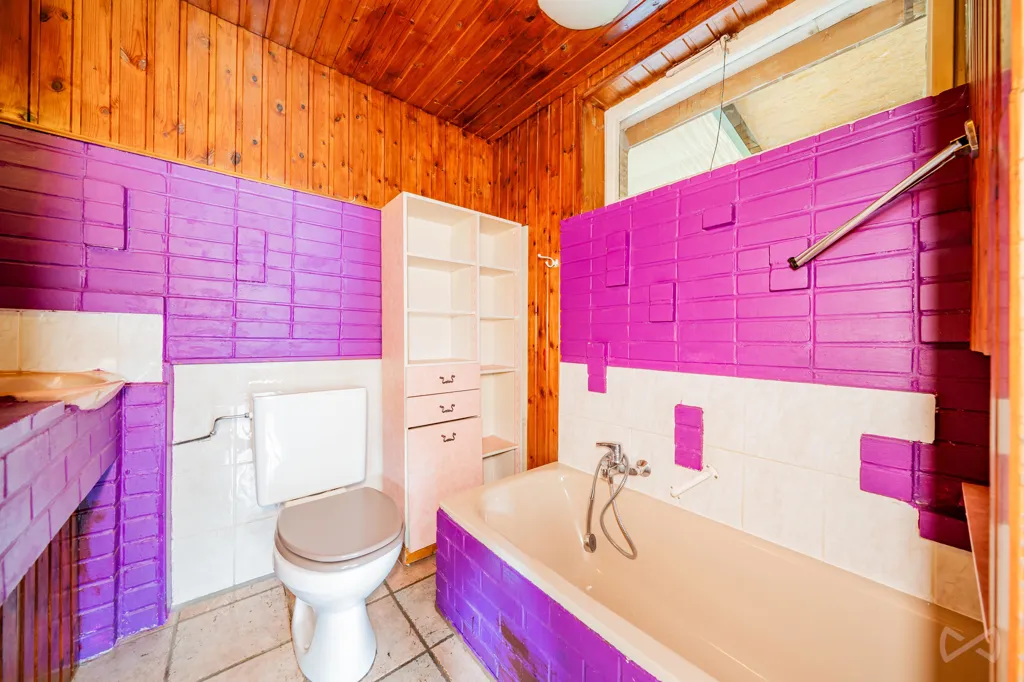 Bagni - Renovated Cottage in Oneux Village