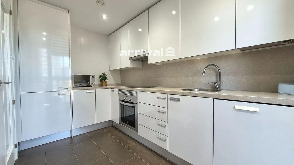 Cuisine - Modern Flat with Pool in Quatre Carreres