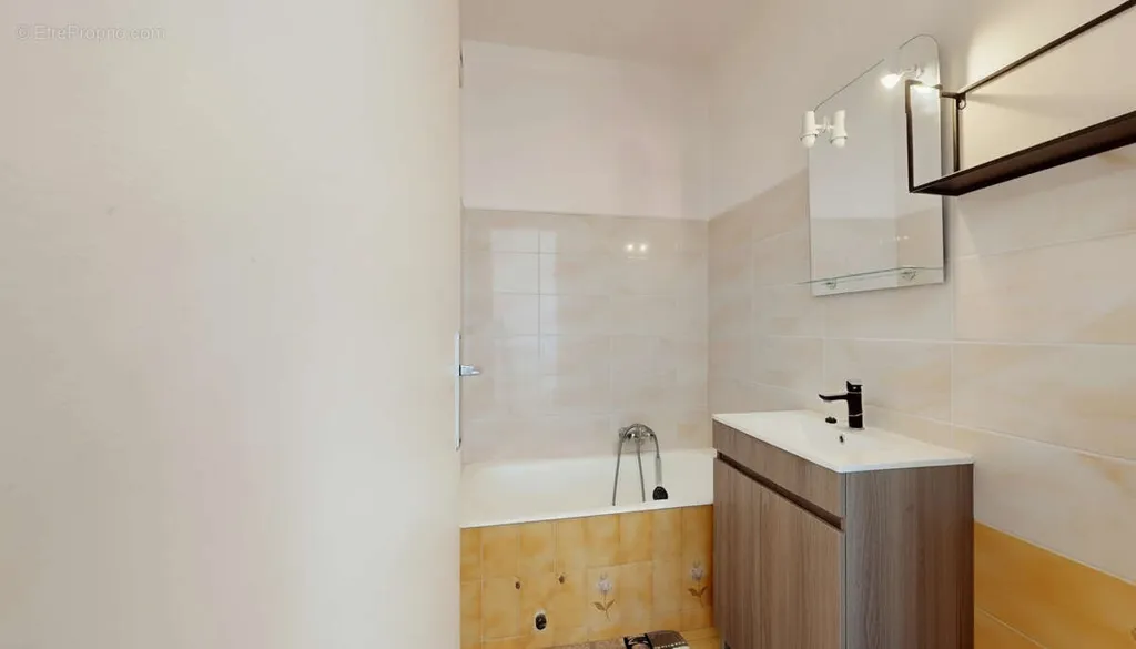Vannitoad - Studio with Sea View in Saint-Aygulf