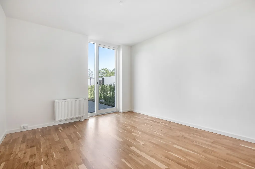 Pièces - 3-Bedroom Flat with Balcony in Greve