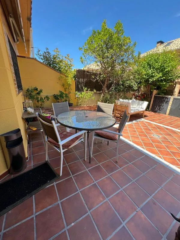Terrass - Terraced Chalet with Garden in Alalpardo