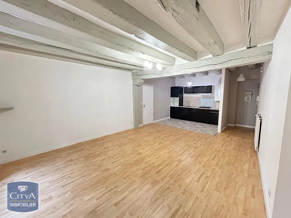 Elutuba - Bright 2-Bedroom Apartment in Laval