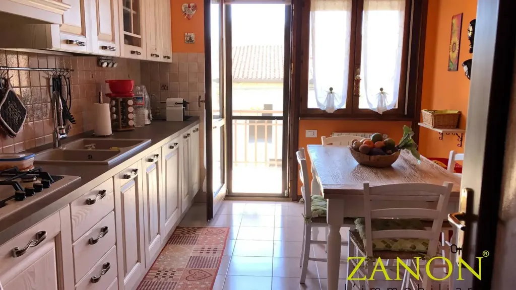 Köök - Apartment with Terraces in Savogna d'Isonzo