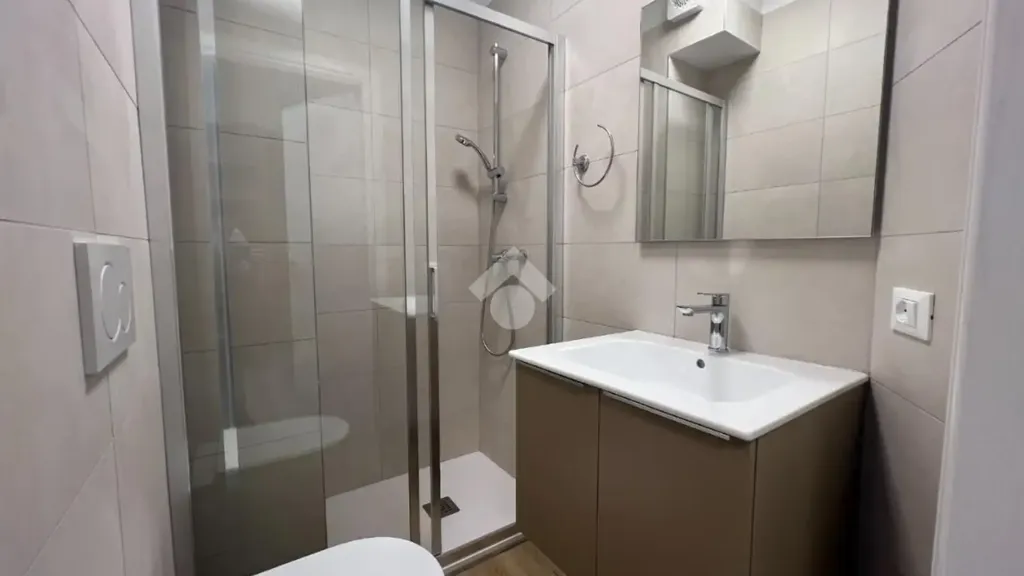 Bathrooms - Student-Friendly Apartment with Balcony in Trento