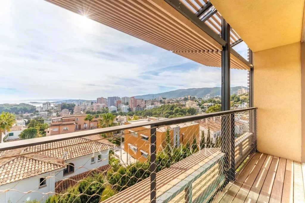Balcone - Duplex Penthouse with Rooftop Pool in Palma de Mallorca